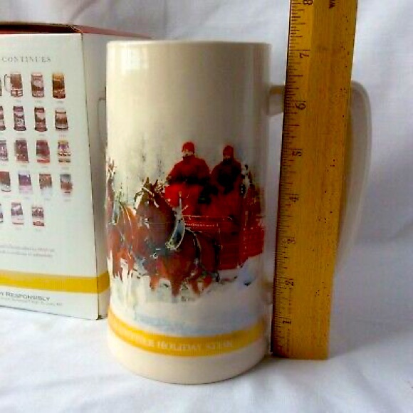 2012 Budweiser Winter Wonderland Christmas Mug Glass. New In Box - Picture 11 of 11
